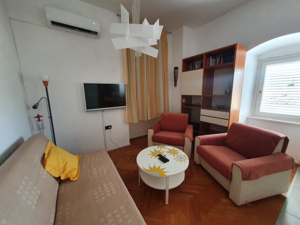 Apartment Goga Apartment in Cres