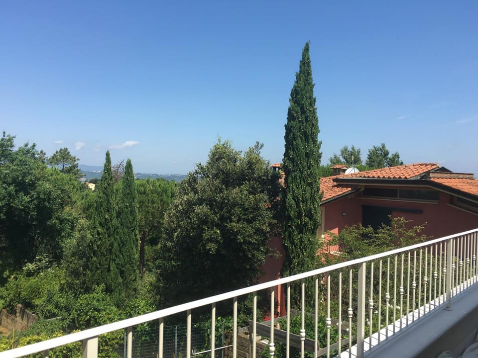 Balcony/Terrace, Garden view