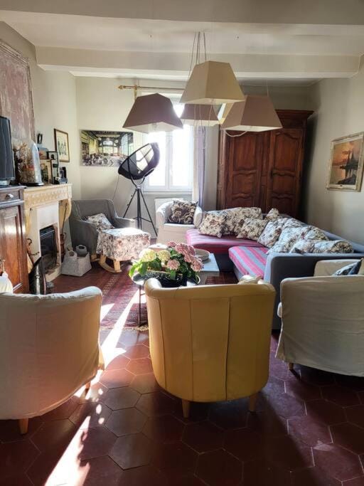 Living room, flat iron
