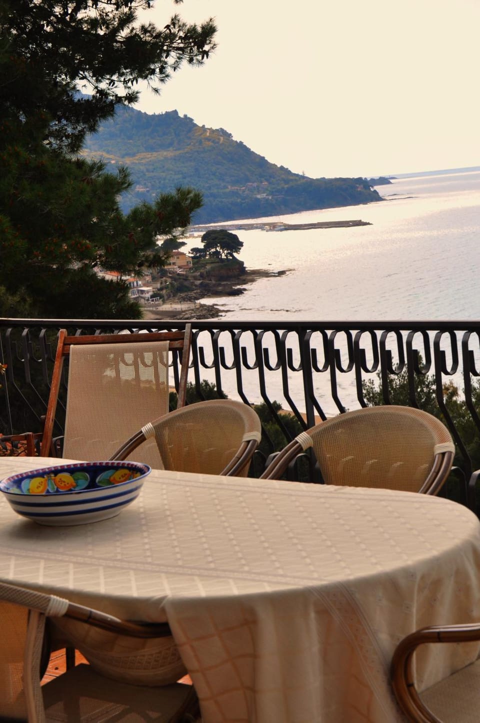 View (from property/room), Balcony/Terrace, City view, Landmark view, Sea view