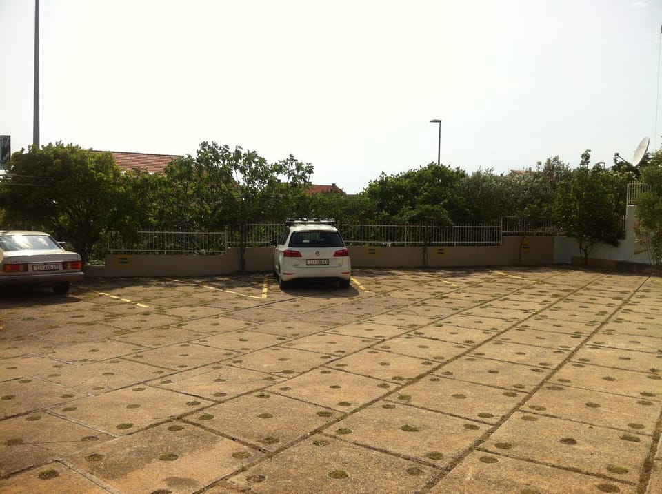 On site, Parking