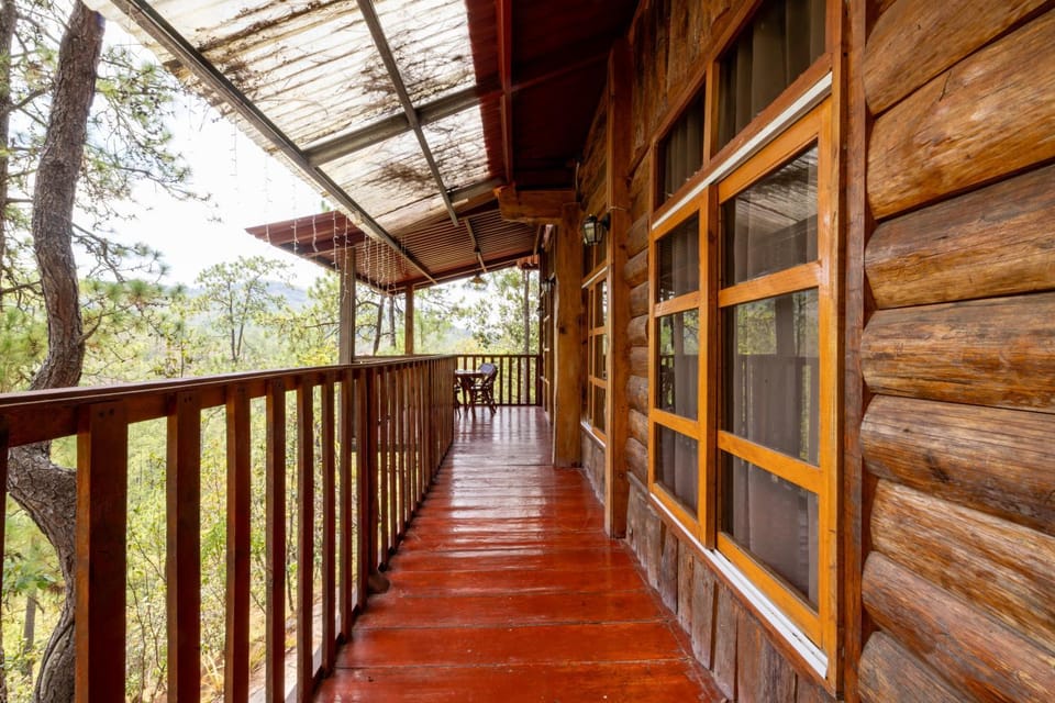 Villa Verde Chalet in El Salvador