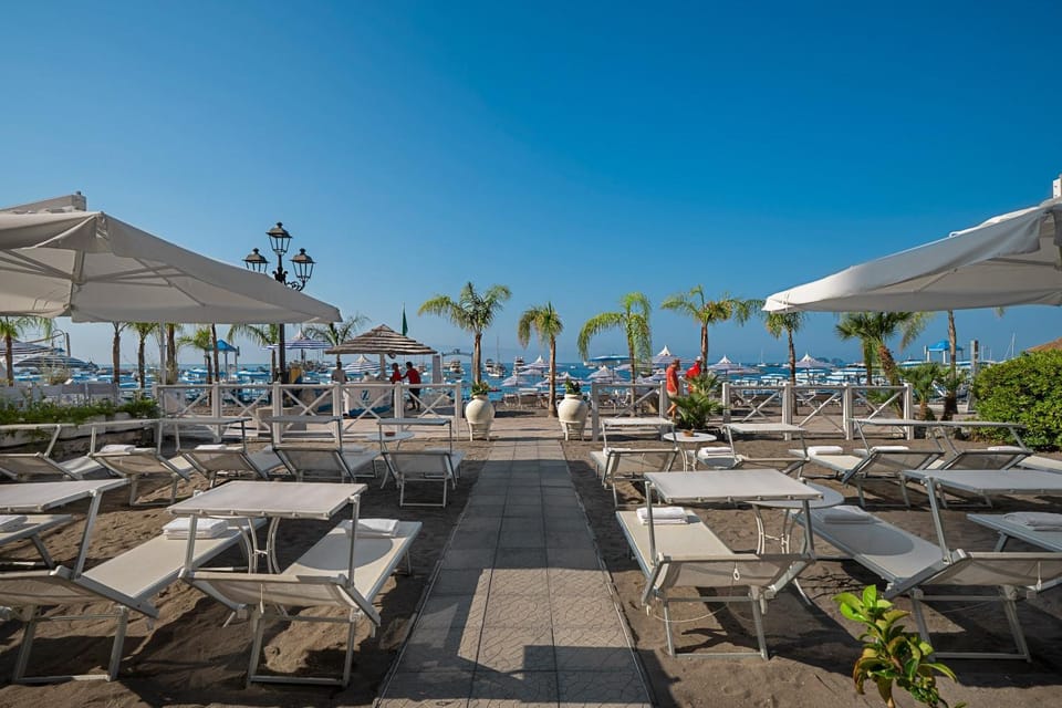 Day, Natural landscape, Beach, Sea view, sunbed
