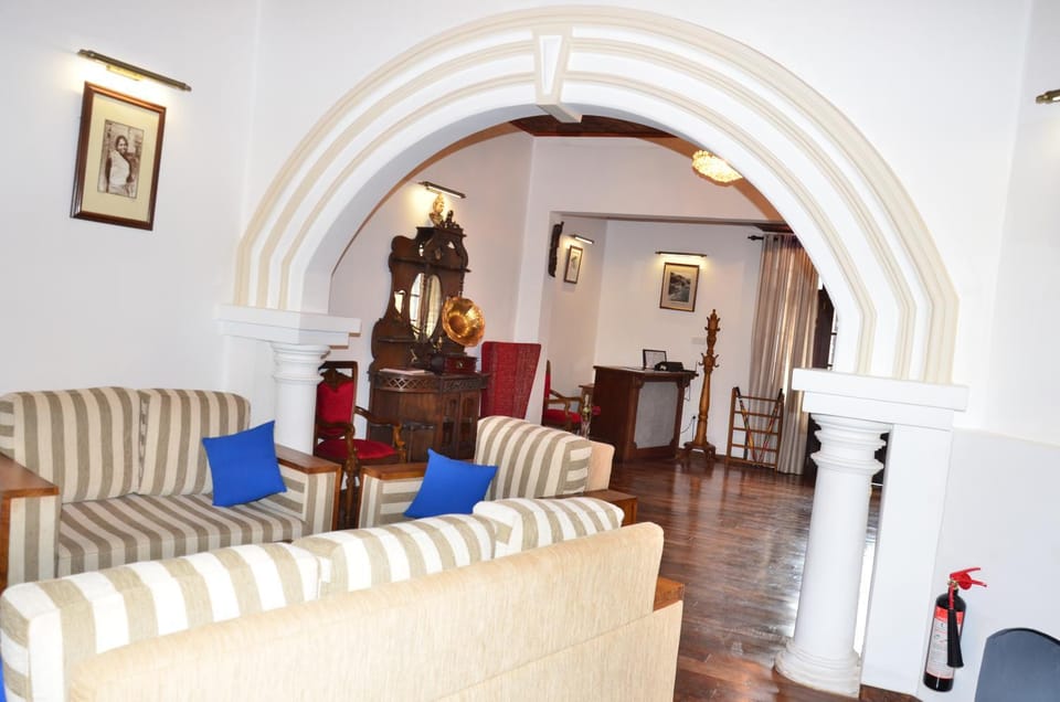 Lobby or reception, Other