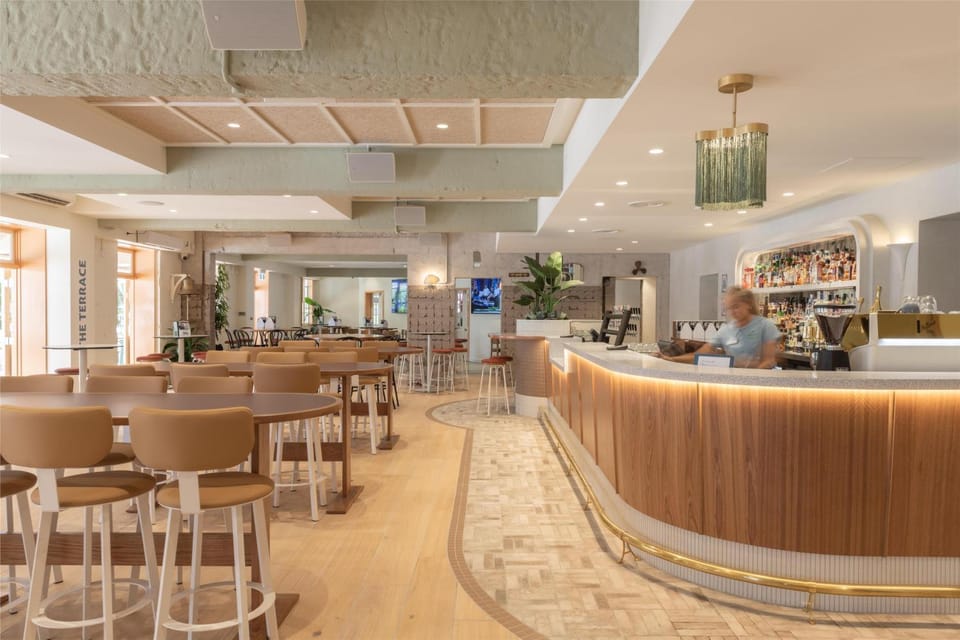 Lounge or bar