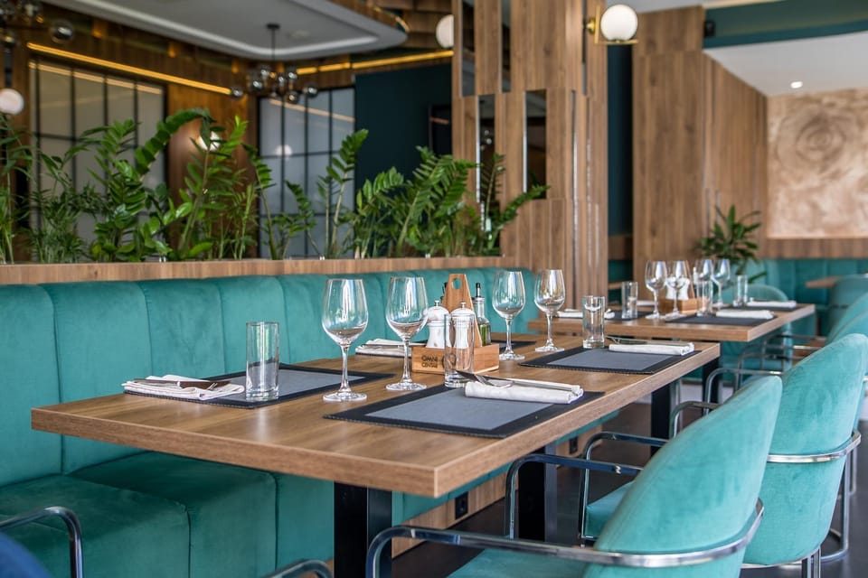 Lounge or bar, Drinks