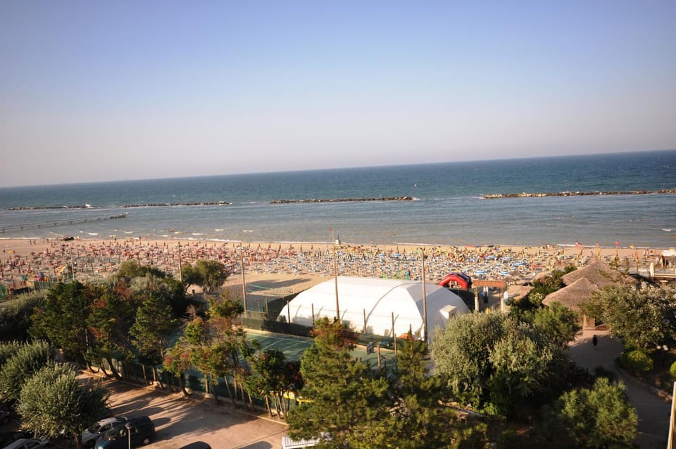 Garden, Beach, Sea view, Entertainment