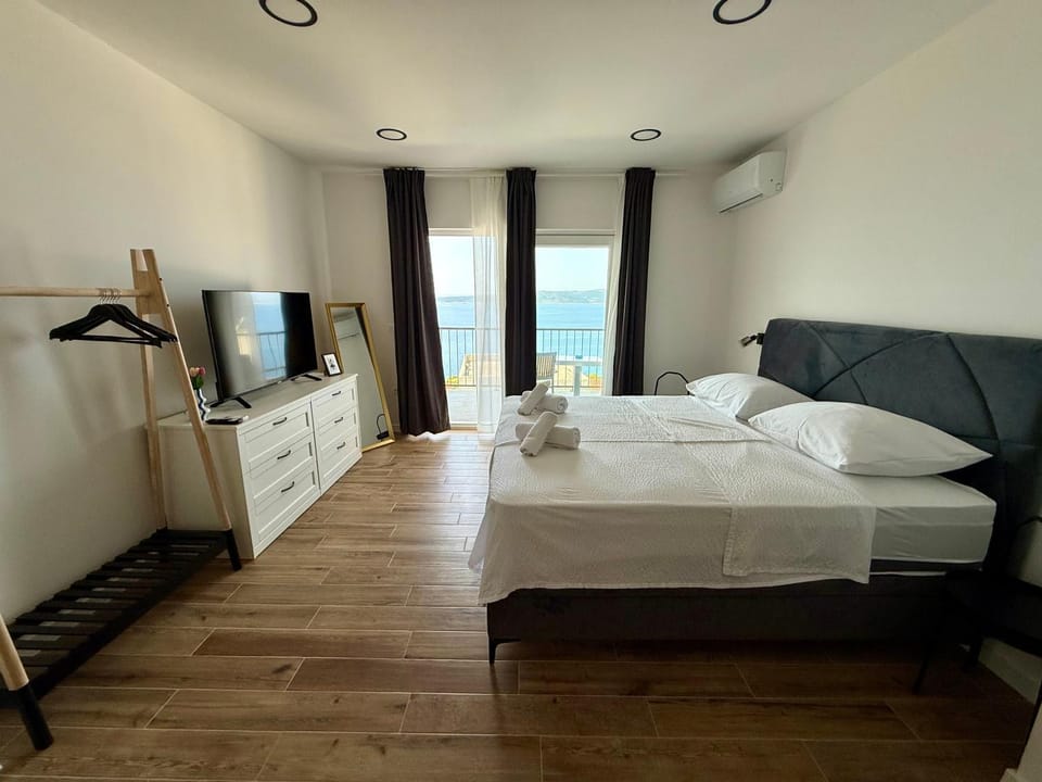 Guest House Stipe Bed and Breakfast in Brela