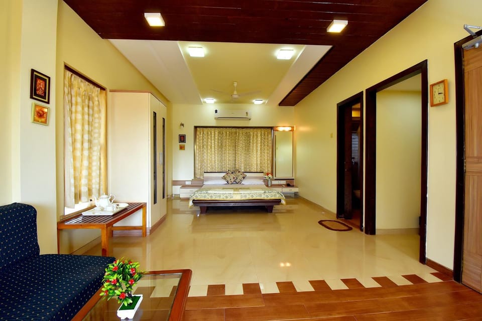 Photo of the whole room