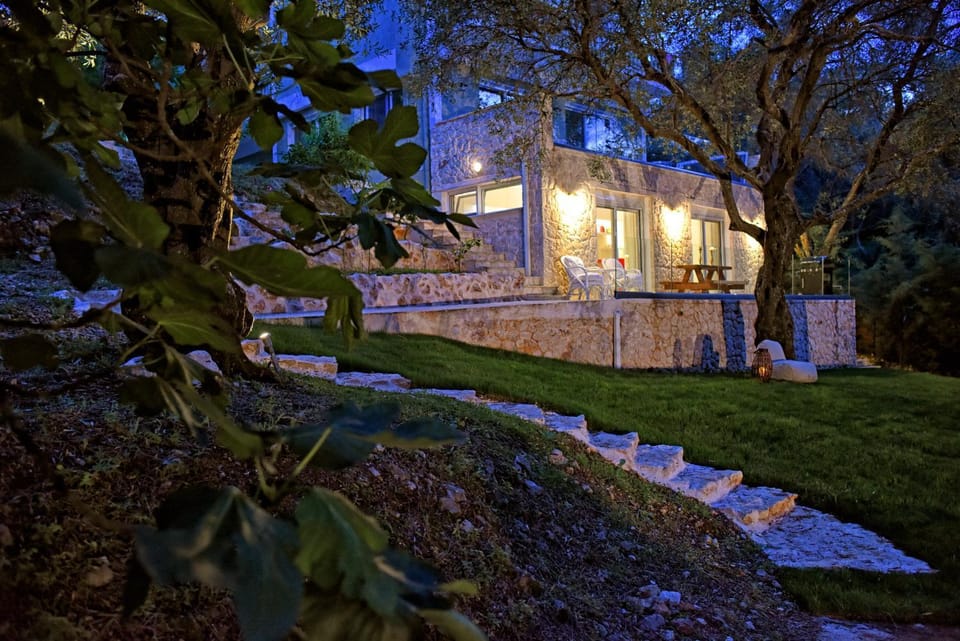 Mavres Luxury Studio Apartment in Corfu, Greece