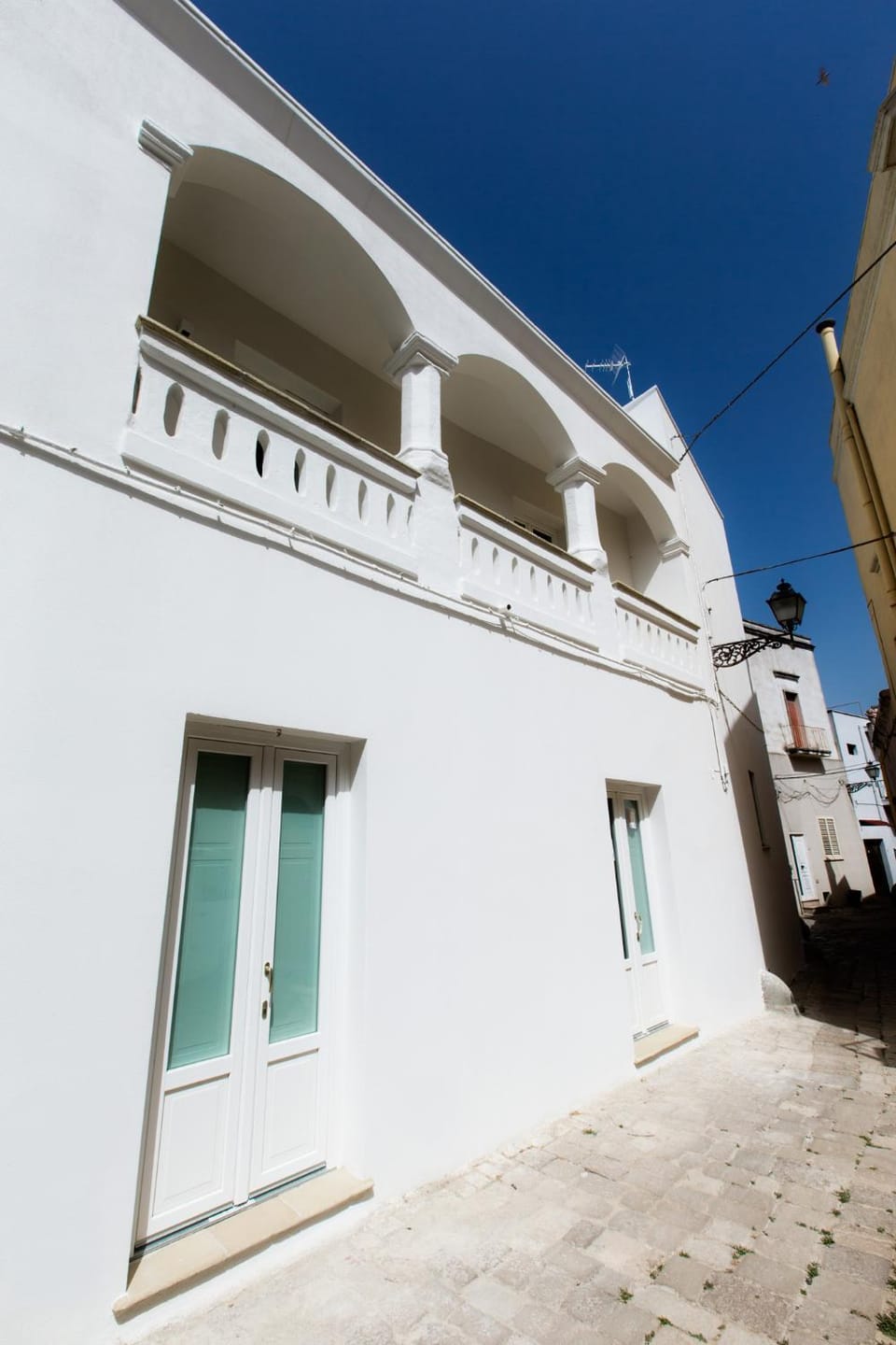 Facade/entrance