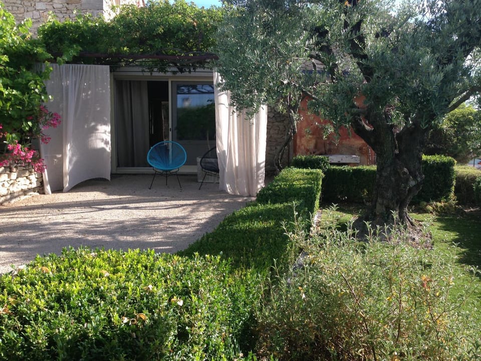PROVENCEguesthouse L'Agace House in Forcalquier