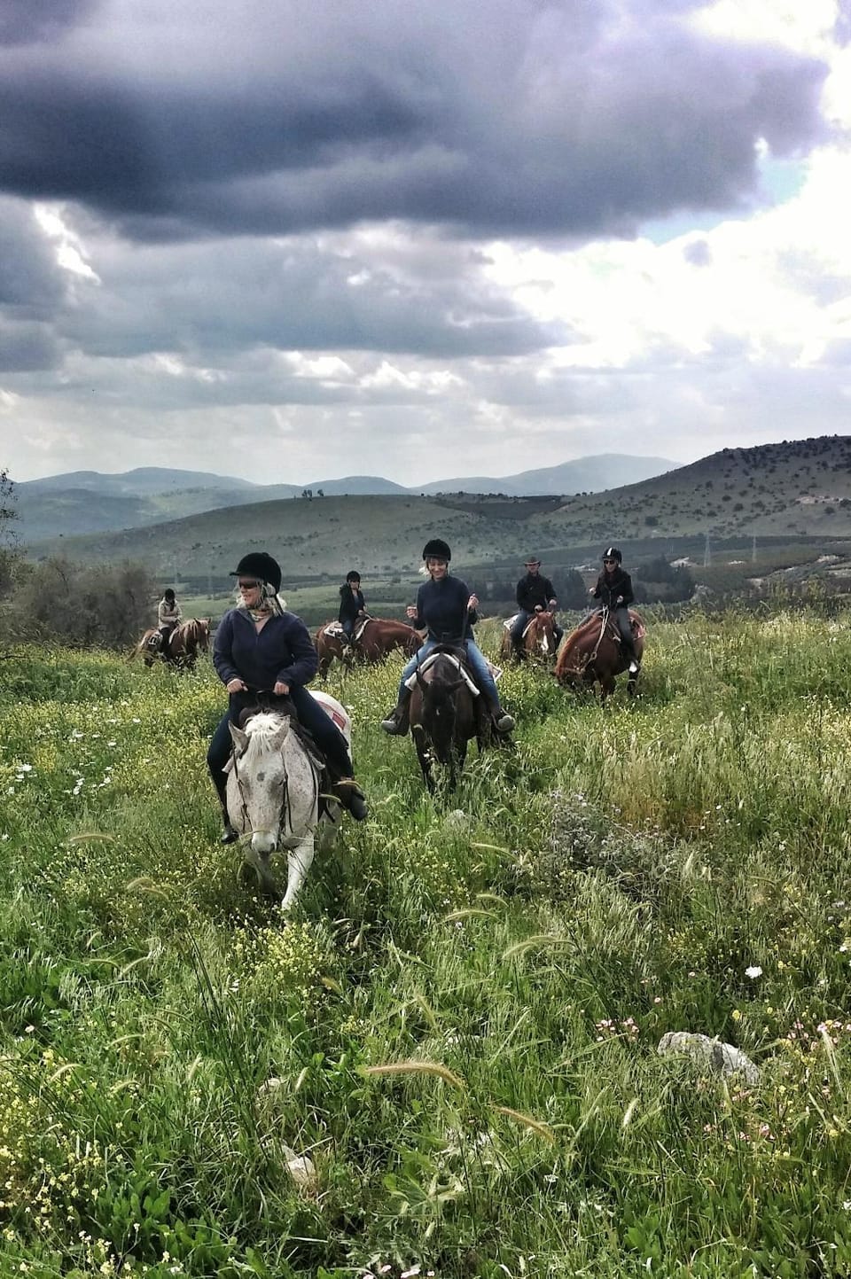 Horse-riding, Lake view