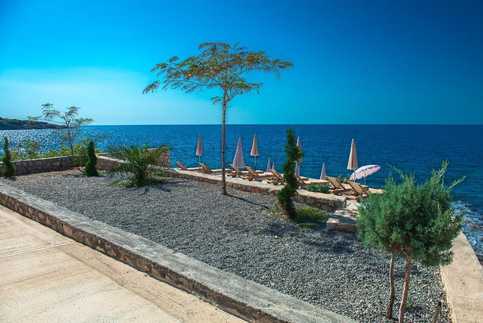 Day, Natural landscape, Beach, Sea view, sunbed