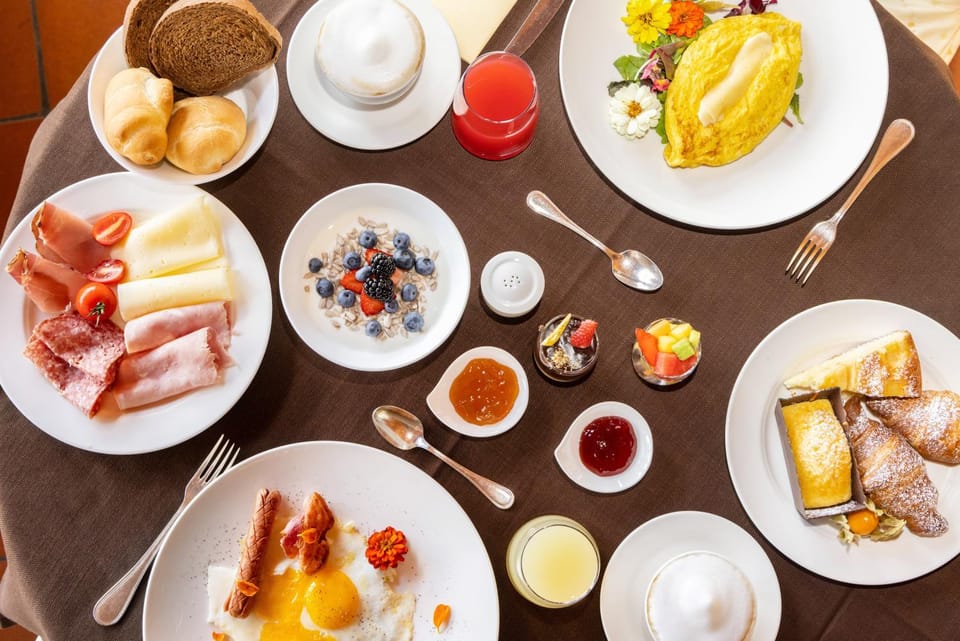 Food and drinks, Buffet breakfast