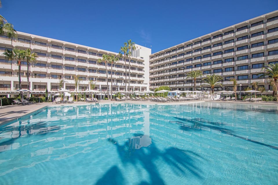 Garden, Balcony/Terrace, Swimming pool