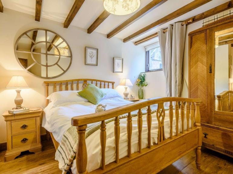 Tomboys Cottage House in Staffordshire Moorlands District