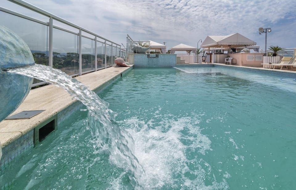 Pool view, Swimming pool, Entertainment