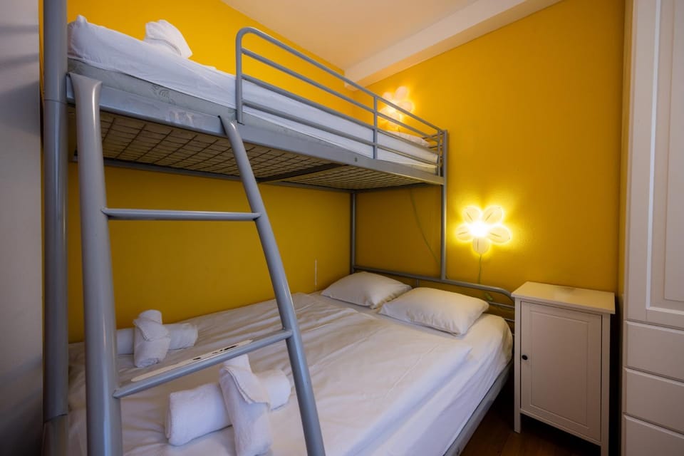 Bed, Bedroom, bunk bed