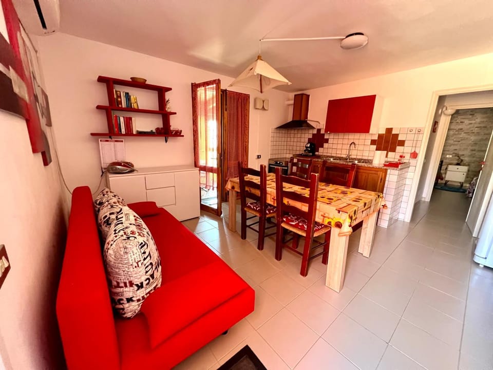 Kitchen or kitchenette, Living room, kitchen