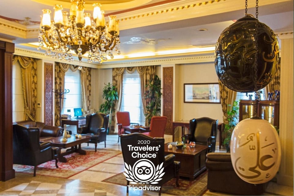 Communal lounge/ TV room, Lobby or reception
