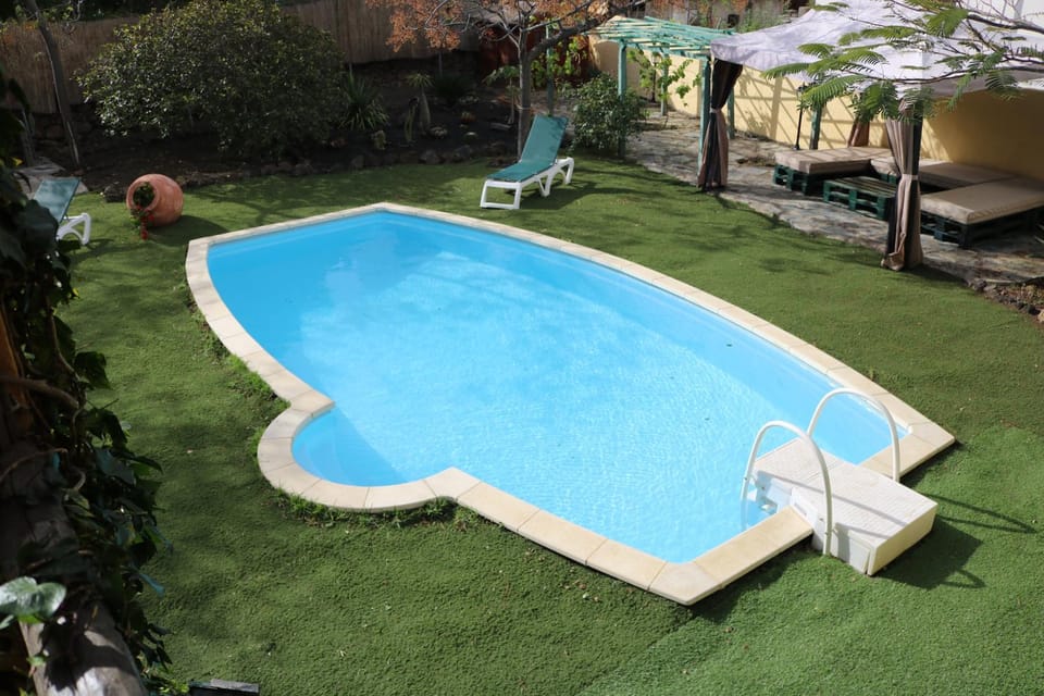 Garden, Swimming pool
