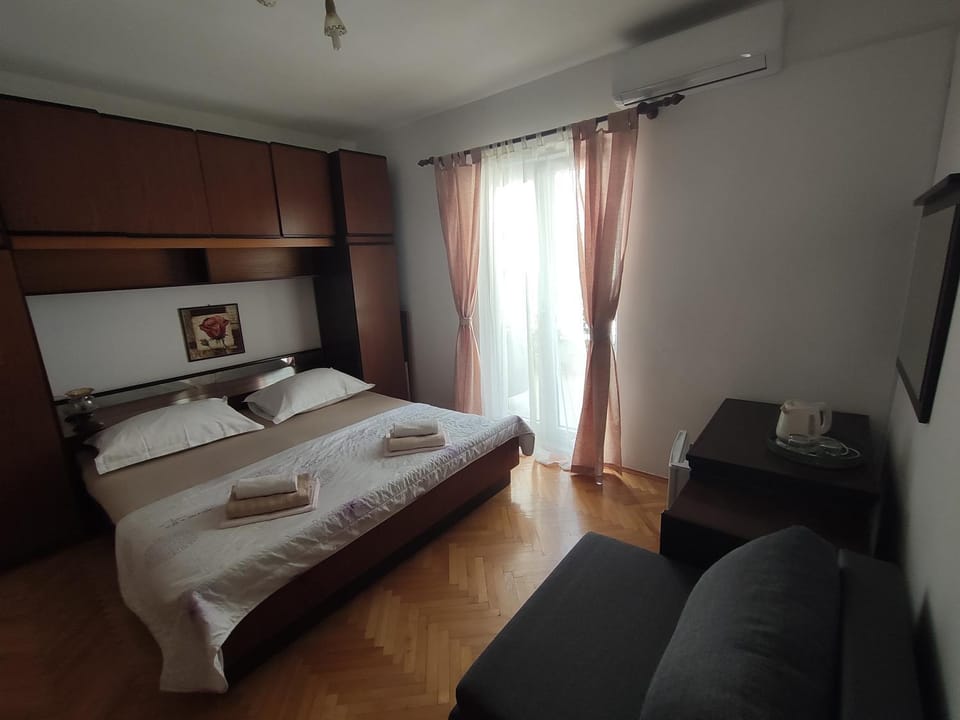 Apartments Jadranka Apartment in Makarska