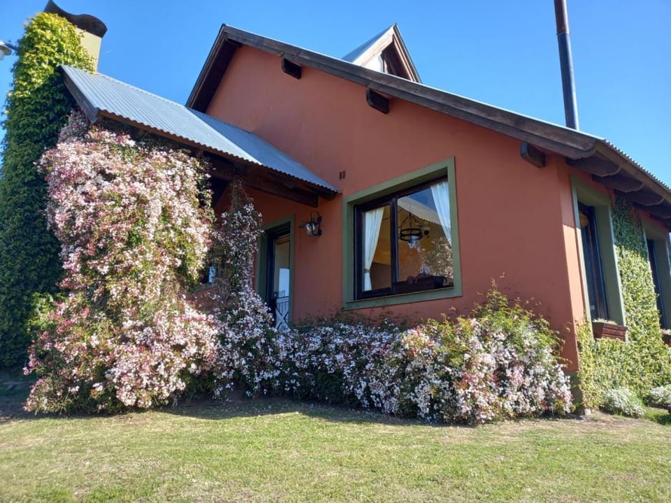 La Peregrina de Tandil House in Tandil