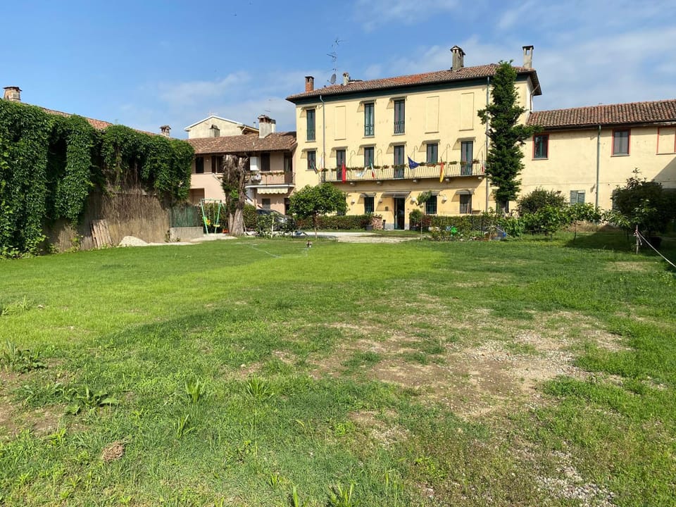 Garden, Parking