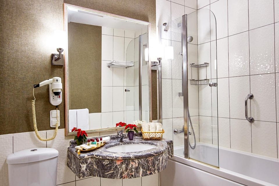Shower, Bathroom, Bath