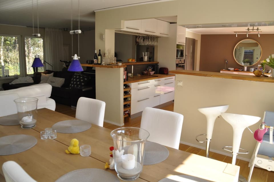 Communal kitchen, kitchen