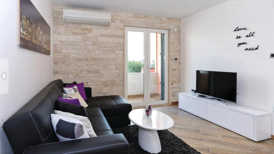 Jurica Apartment in Šibenik-Knin County, Croatia