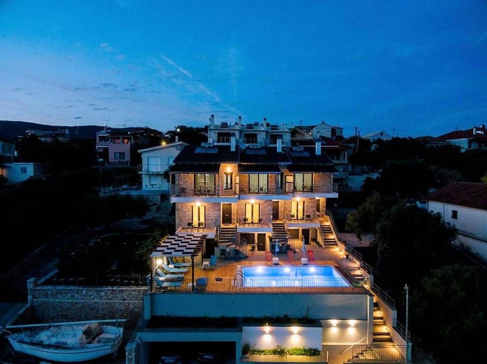 Property building, Bird's eye view