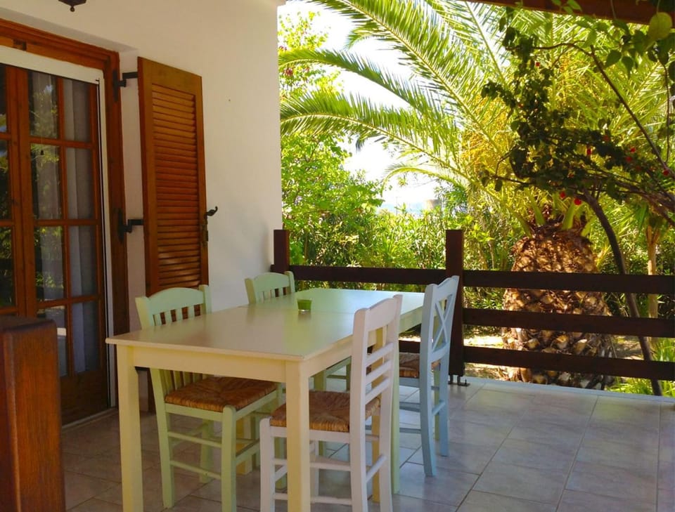 Bungalow Gialova House in Messenia