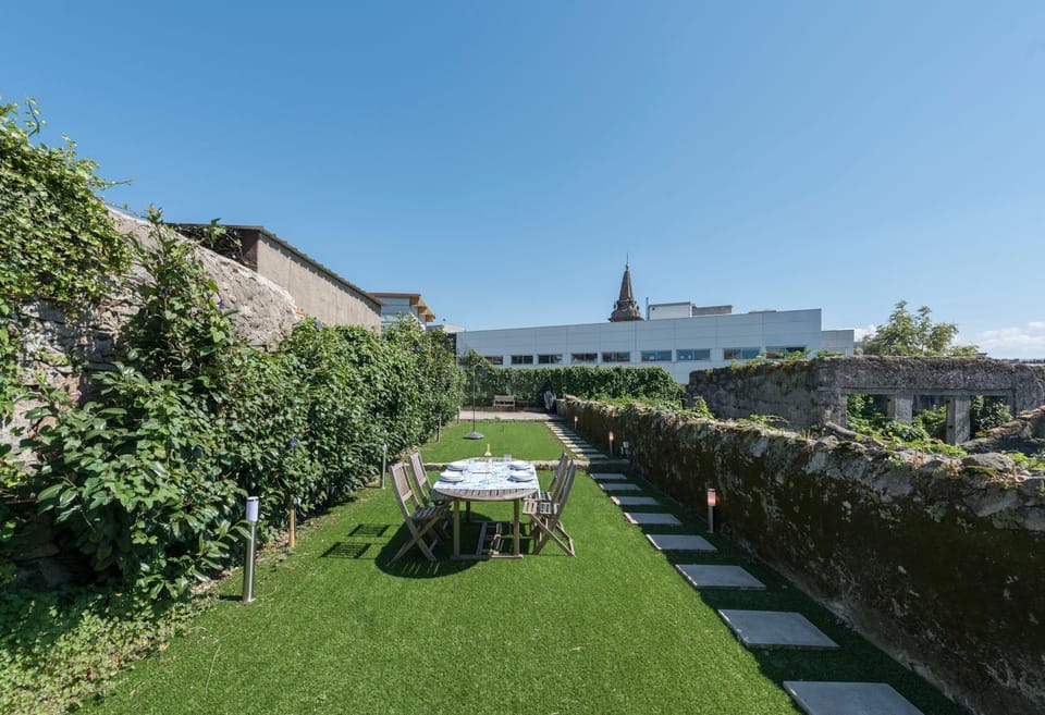 Garden, Garden view