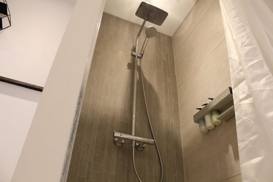 Shower, Bathroom, Decorative detail, Public Bath