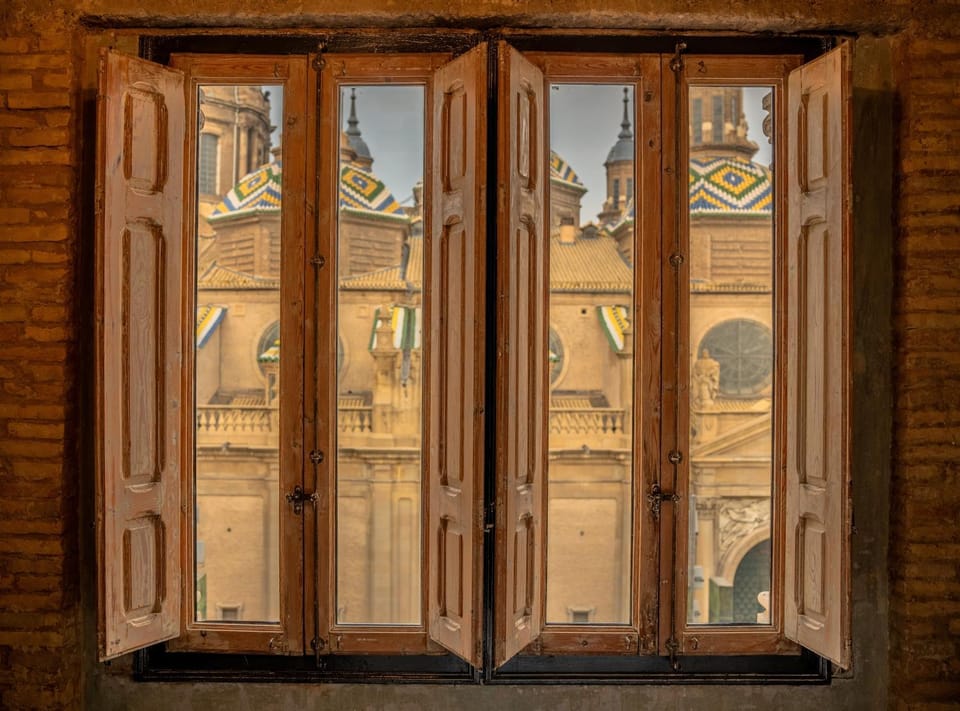 Apartamentos Basilicus Apartment in Zaragoza