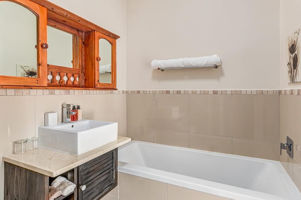 Bathroom, Bath