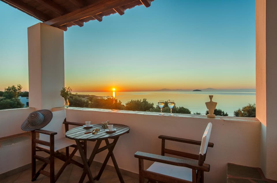 View (from property/room), Balcony/Terrace, Sea view, Sunrise