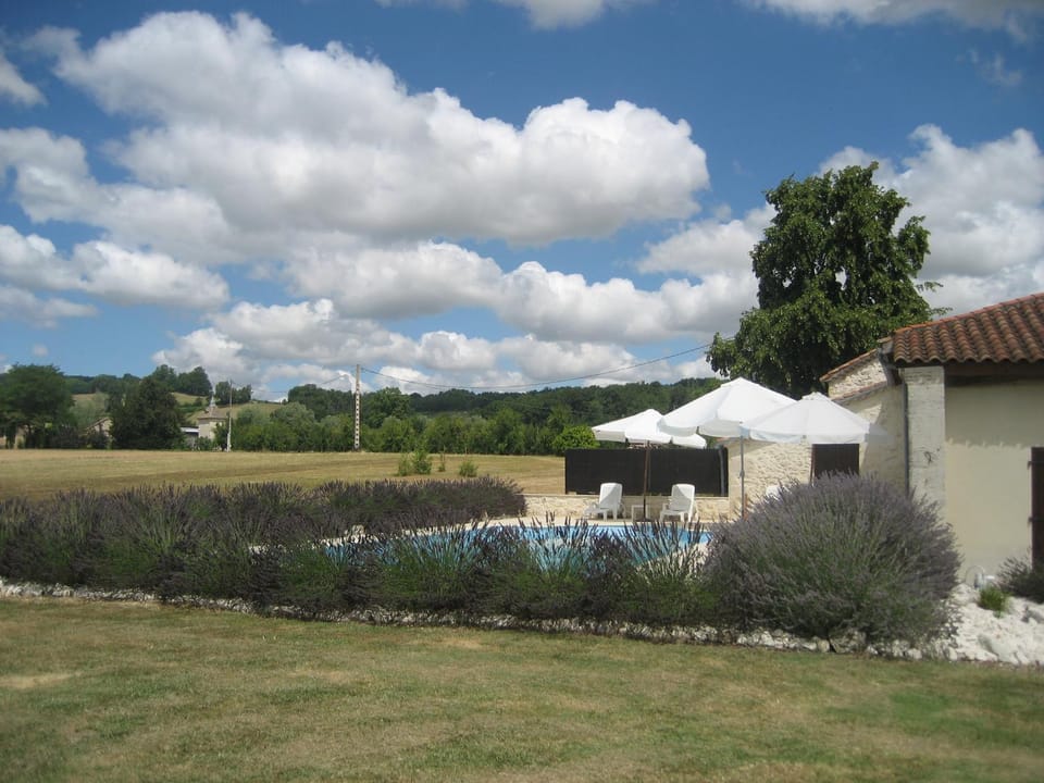 Property building, Pool view