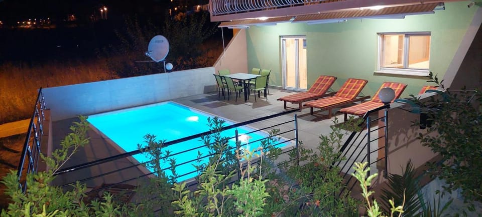 Apartment M&M with private Pool Apartment in Šibenik-Knin County, Croatia