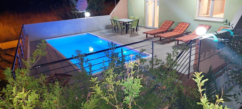 Apartment M&M with private Pool Apartment in Šibenik-Knin County, Croatia
