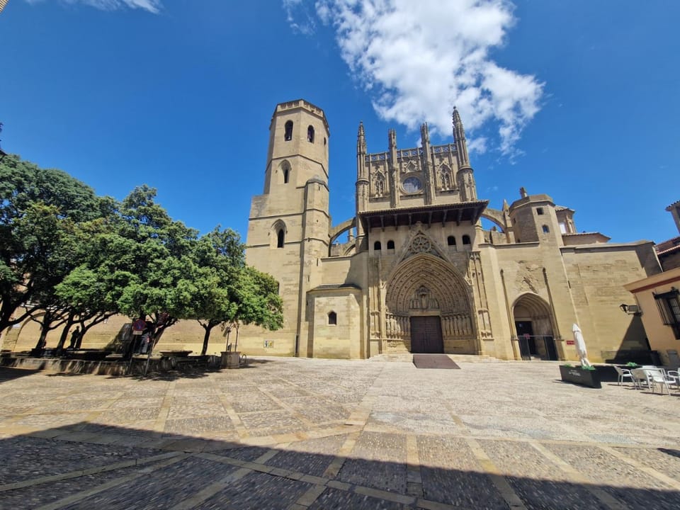 Nearby landmark, Place of worship, City view, Landmark view