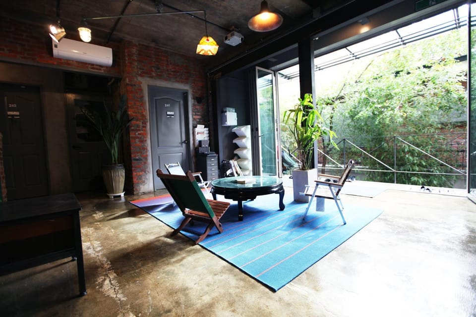 Communal lounge/ TV room, View (from property/room), Living room, Seating area, Dining area