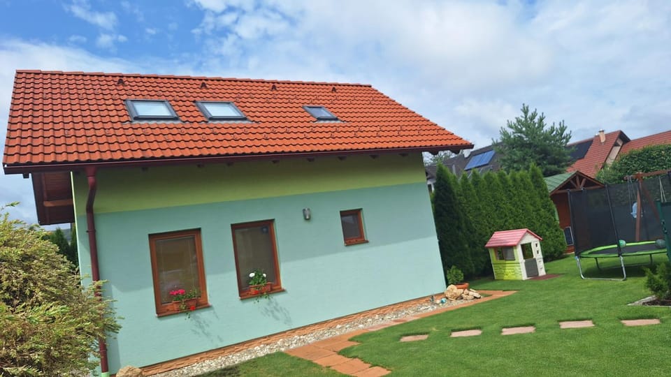 Green cottage Besenova House in Slovakia