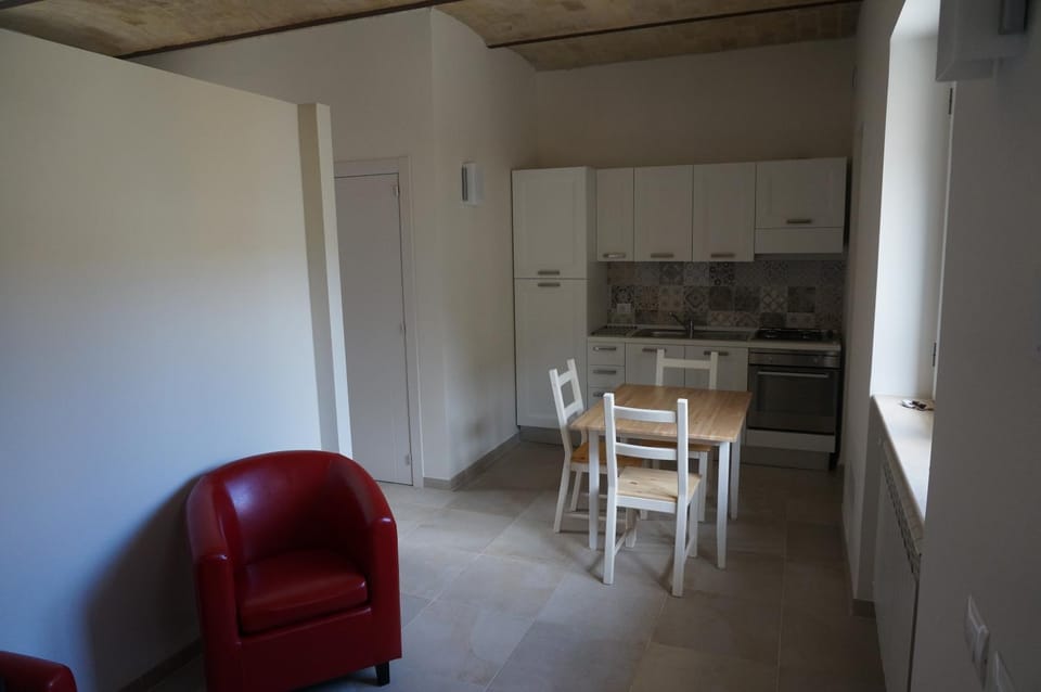 Kitchen or kitchenette, Living room, Dining area