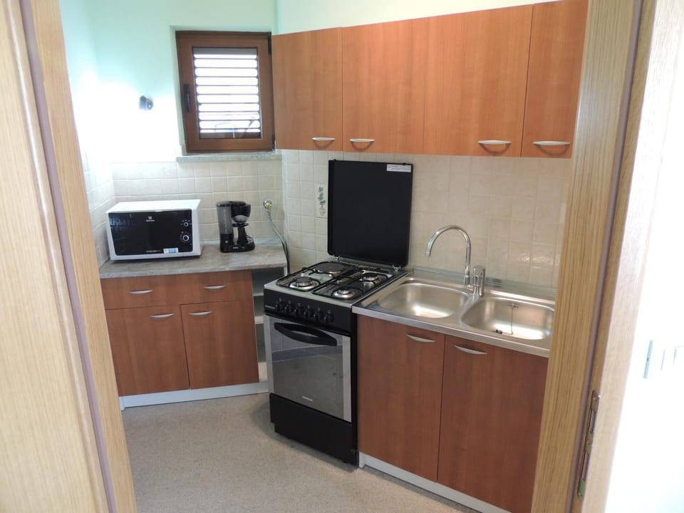 Coffee/tea facilities, Kitchen or kitchenette