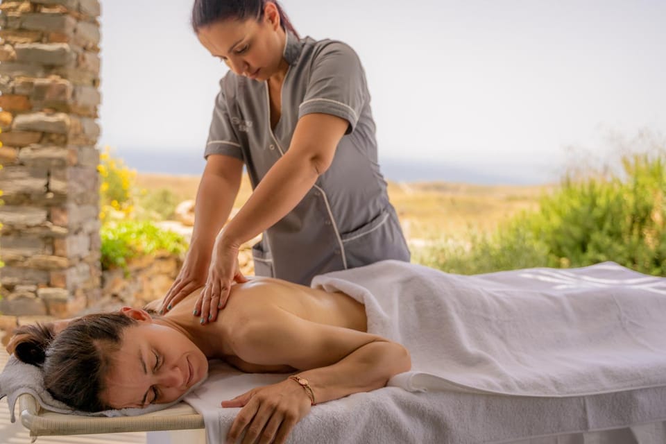 People, Massage, Massage, Spa and wellness centre/facilities