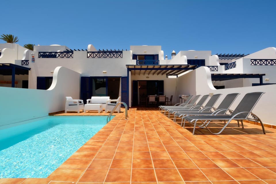 Pool view, Swimming pool, Swimming pool