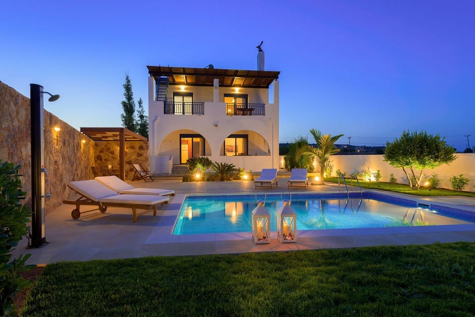 Property building, Patio, Day, Night, Natural landscape, Garden, Garden view, Pool view, Swimming pool, sunbed
